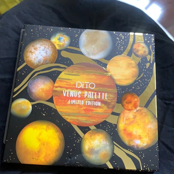 Brand new NEVER TOUCHED LIMITED EDITION 😍 - Picture 1 of 3